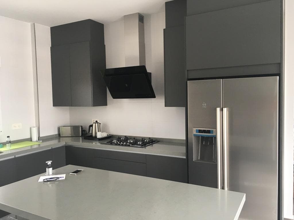 MODERNE NEUBAU-VILLA MIT 3 SCHLAFZIMMERN AUF EINER EBENE IN PINOSO(ALICANTE) Die Wohnung i Vorschau 4