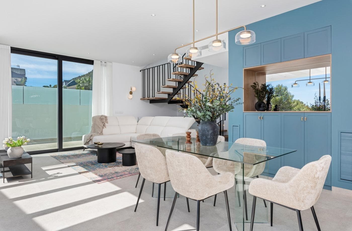 PRÄCHTIGER NEUBAU FREISTEHENDEN VILLA MIT 4 SCHLAFZIMMERN UND KELLER IN POLOP Vorschau 6