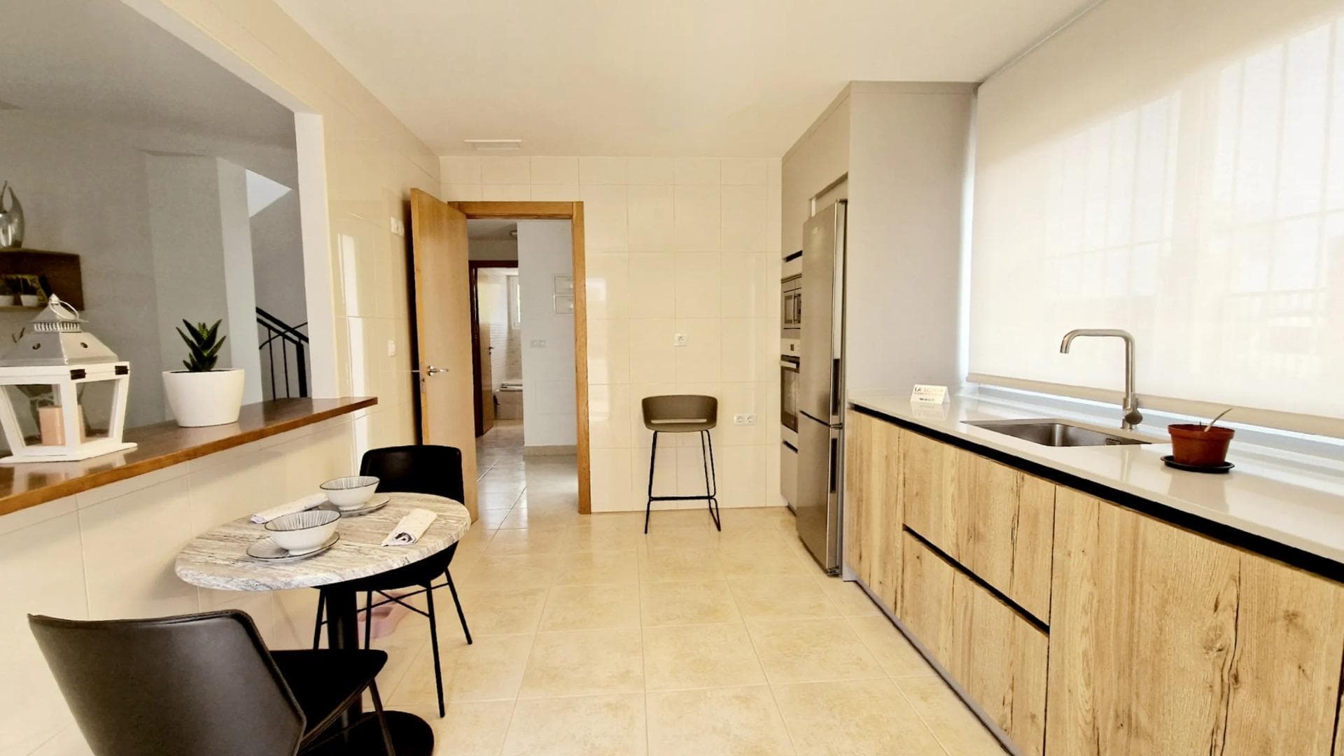 Neu gebaute Villa mit 4 Schlafzimmern, Solarium und großem Grundstück in Lorca Vorschau 3