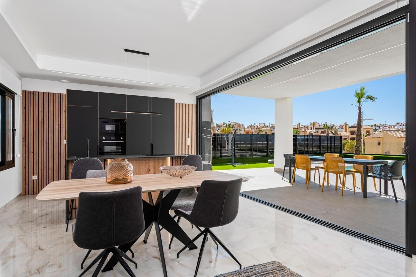 LUXUSVILLEN IN GOLFPLATZ (ALGORFA) Vorschau 3