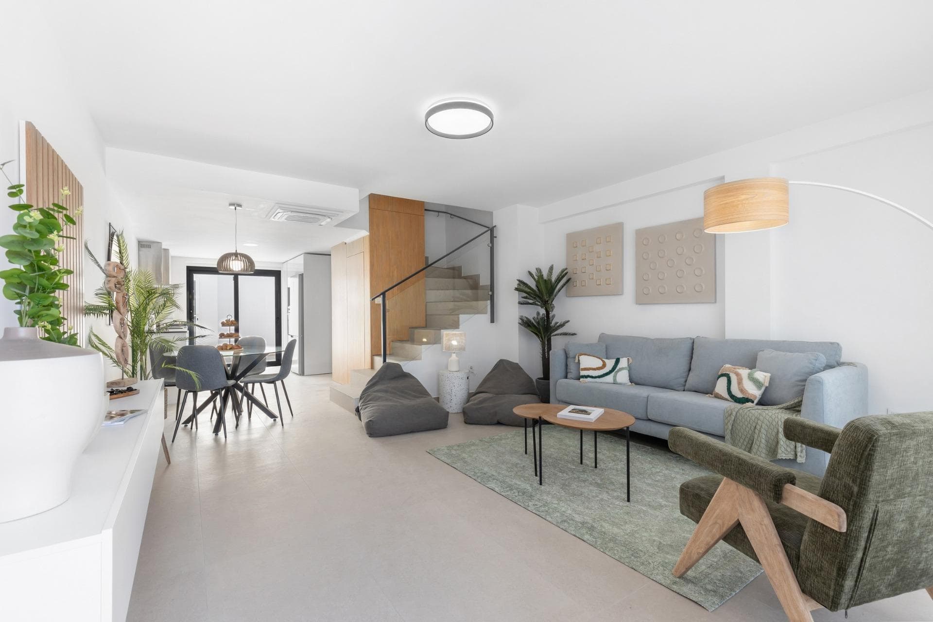 Doppelhaushälfte mit 4 Schlafzimmern, Solarium und Keller in Rafal, Alicante Geräumige Häu Vorschau 6