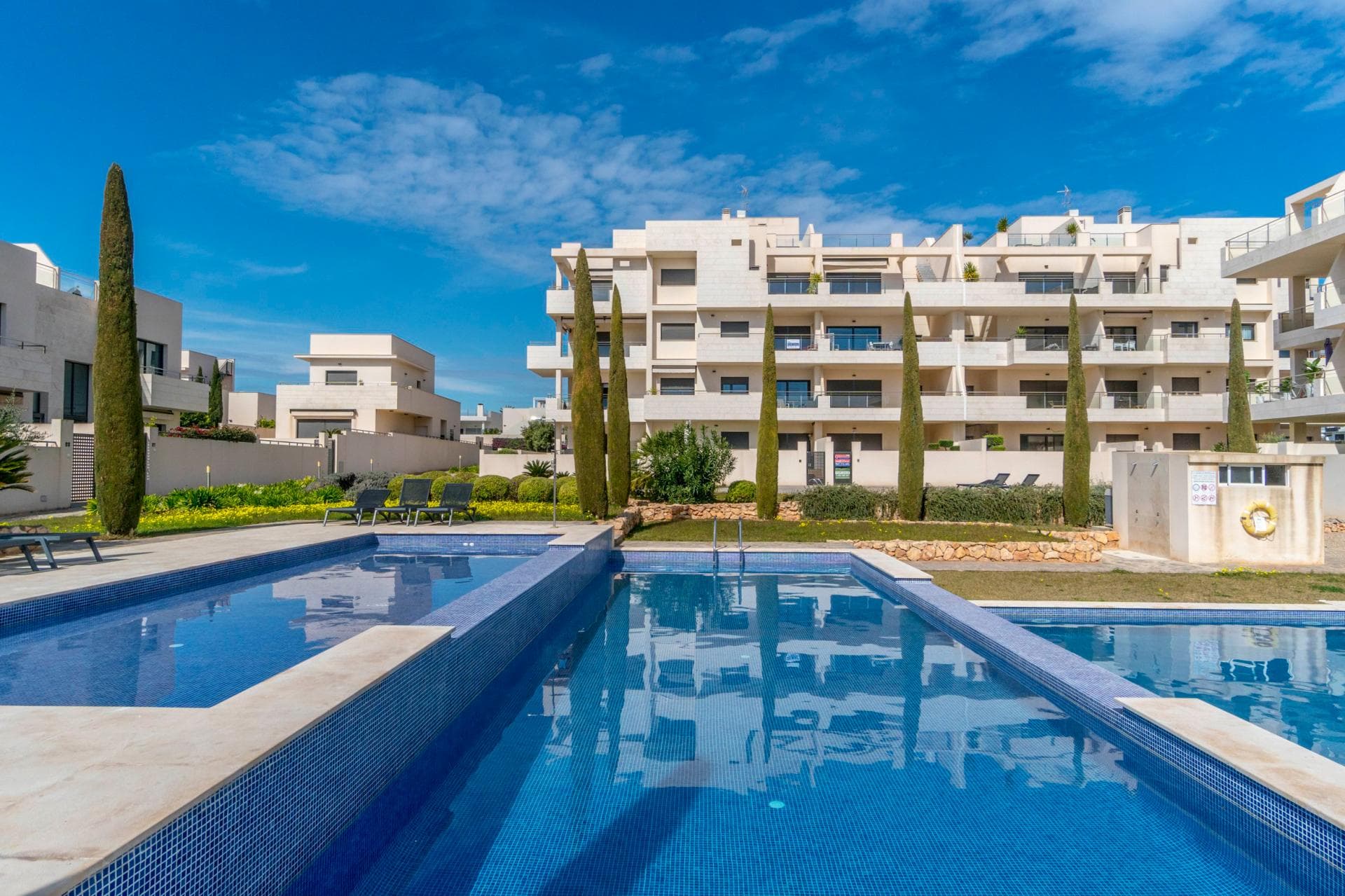 Moderno apartamento en Jardines de Montesolana, Orihuela Costa