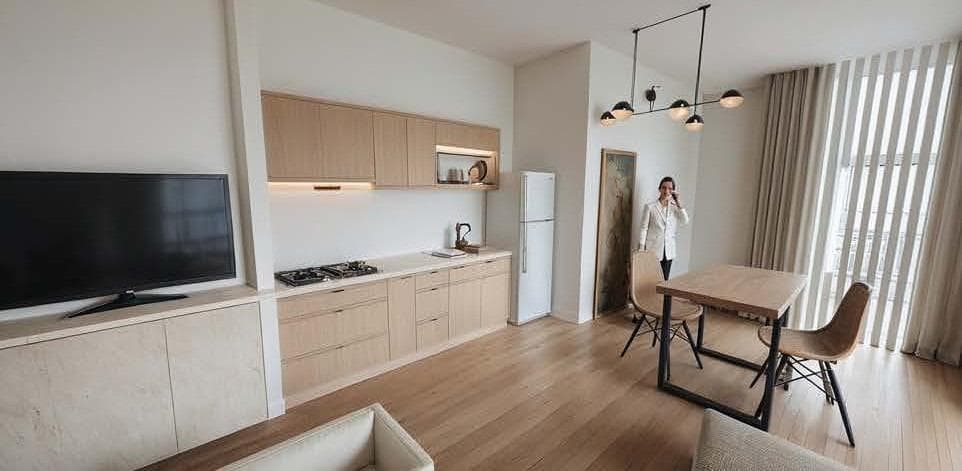 Neubau-Studio-Apartment in modernem Stil, nur wenige Gehminuten vom Meer entfernt, zu verk