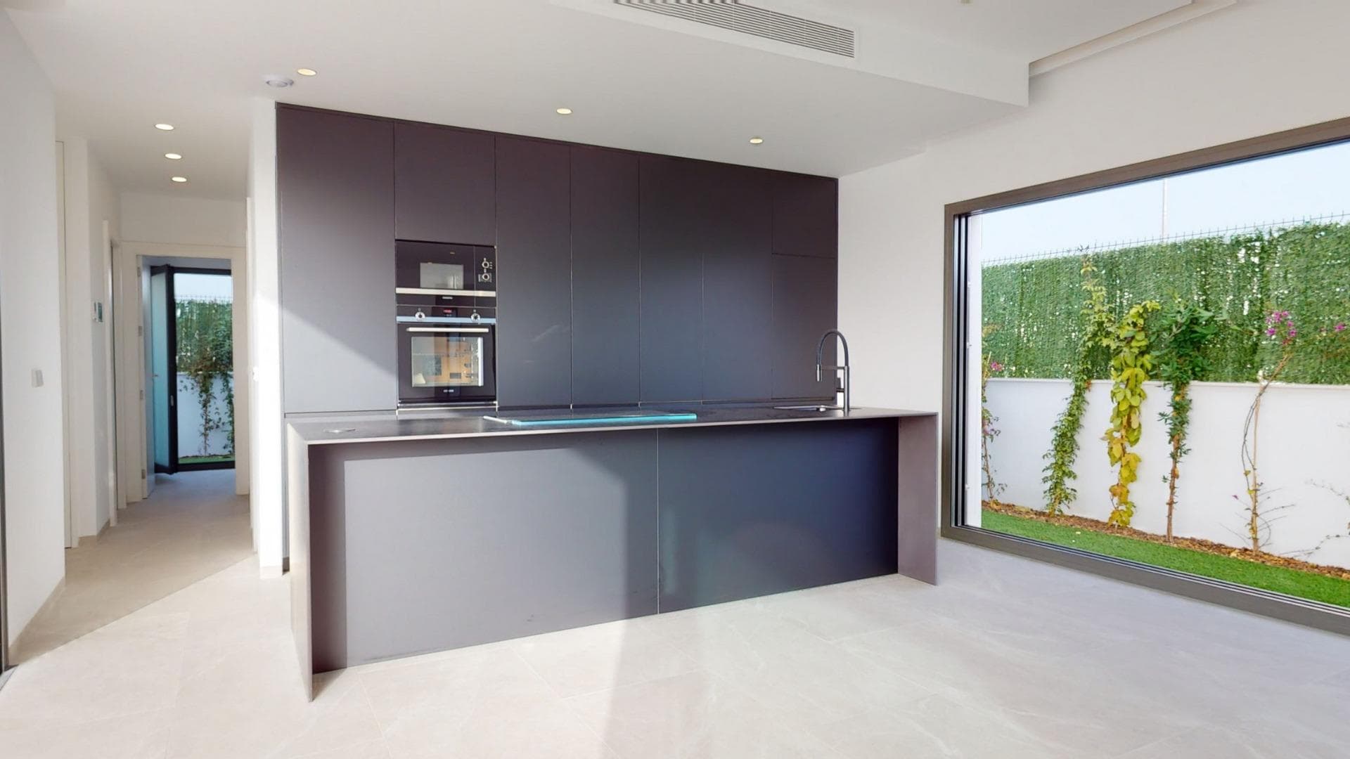 Villa mit 3 Schlafzimmern und privatem Pool in Los Alcazares zu verkaufen Neubau von Ville Vorschau 5