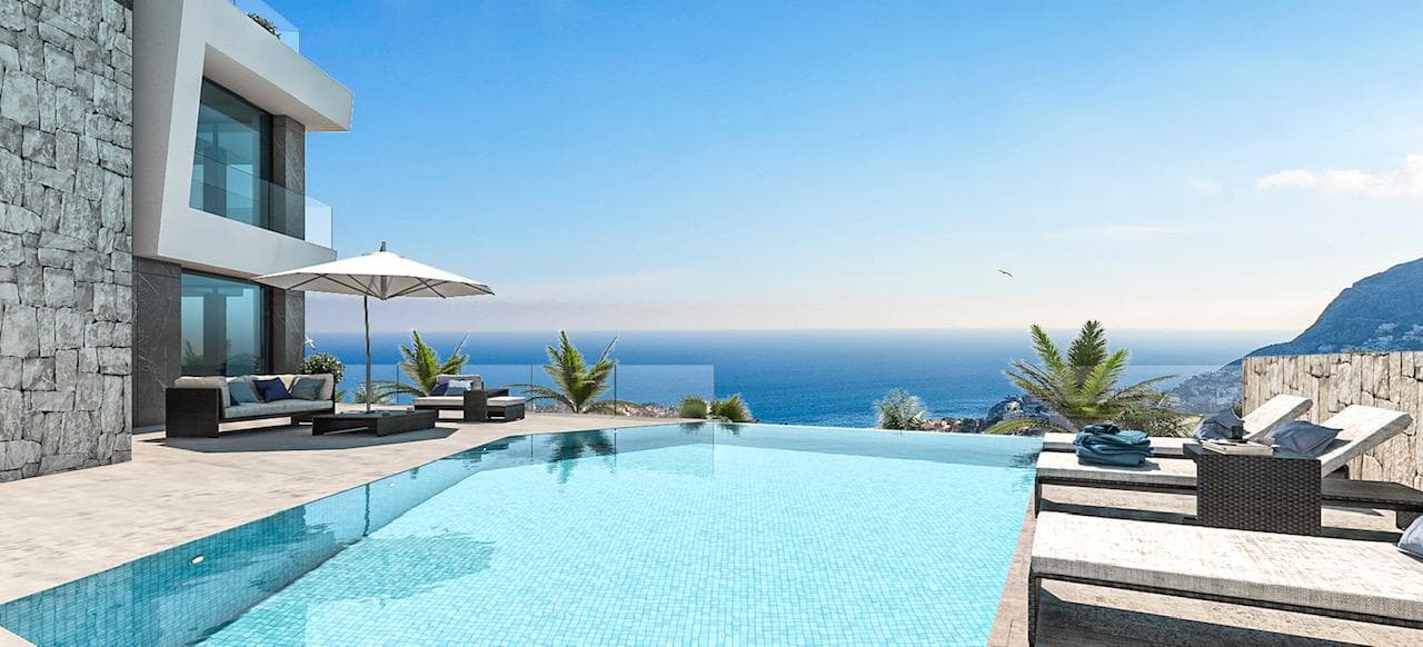 Luxuriöse Villa mit 4 Schlafzimmern, privatem Pool und spektakulärem Meerblick in Calpe Da