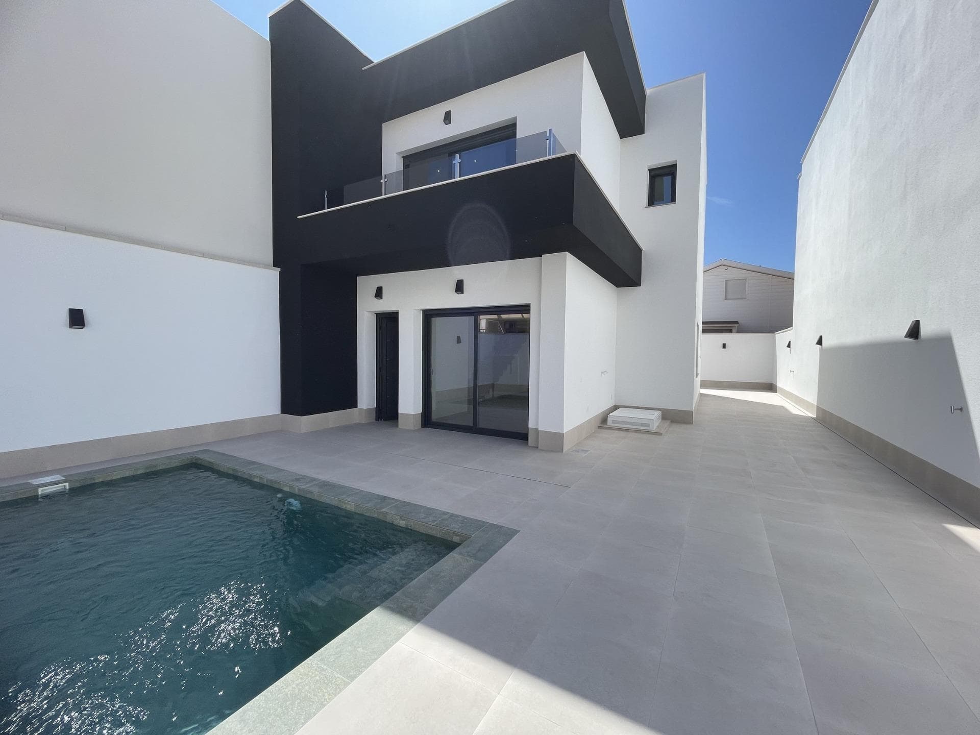 Villa mit 3 Schlafzimmern und privatem Pool zum Verkauf in Las Heredades, Costa Blanca Die Vorschau 2
