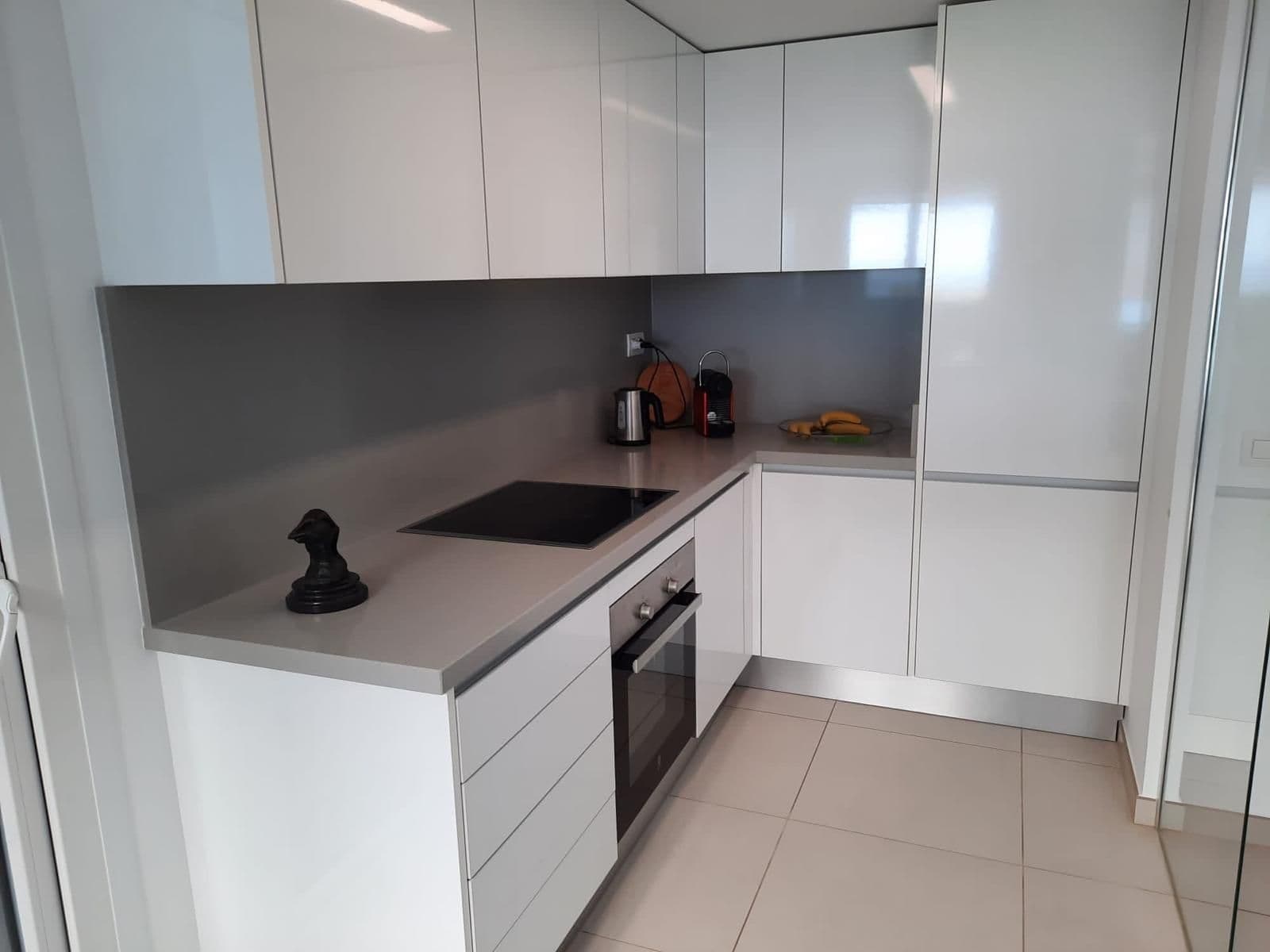 A la venta éste excepcional ático de lujo en primera línea de playa con 3 dormitorios y 2  Vorschau 4