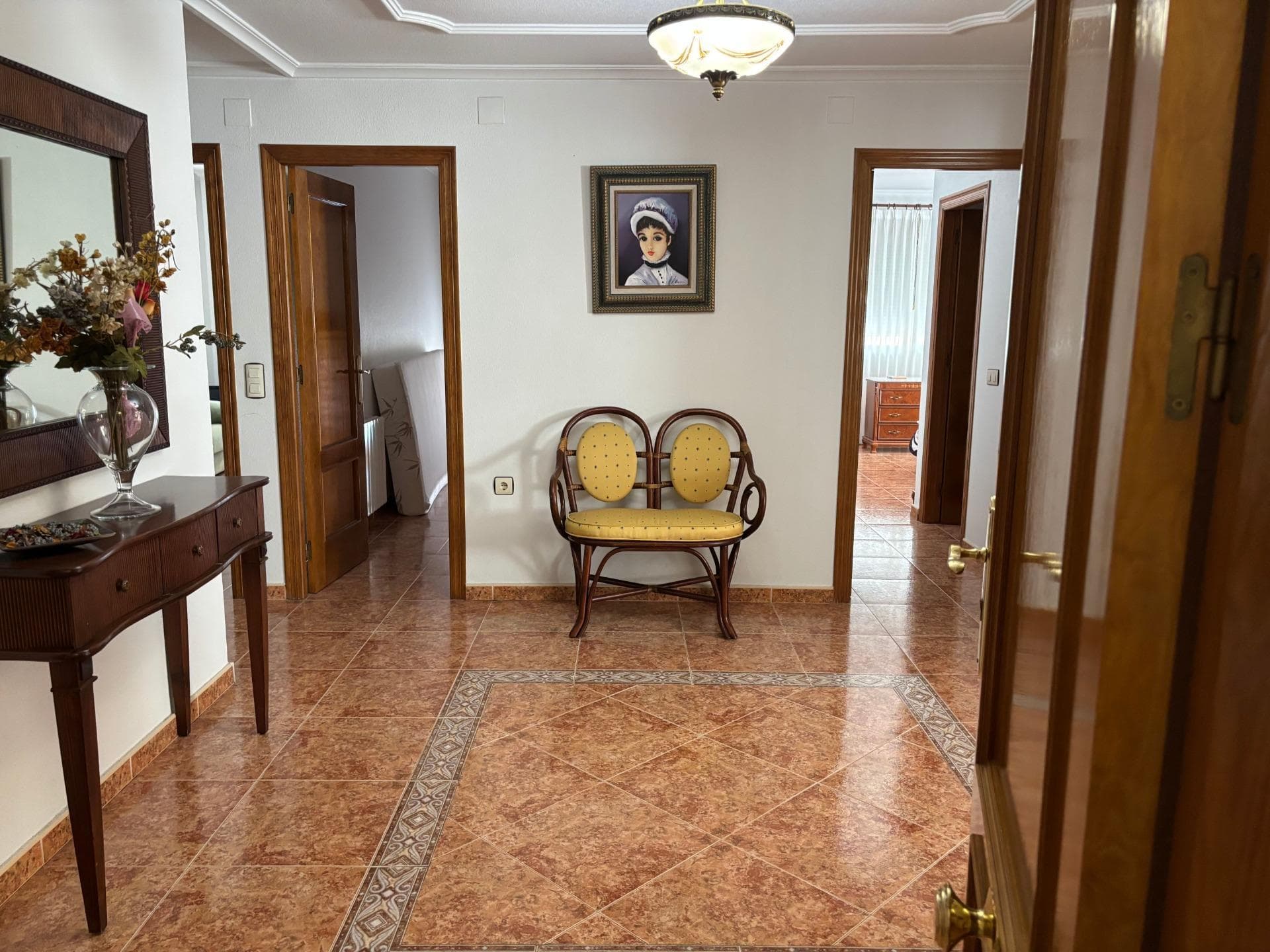 Os presentamos esta vivienda de 400m, ubicada en el encantador municipio de Formentera del Vorschau 5