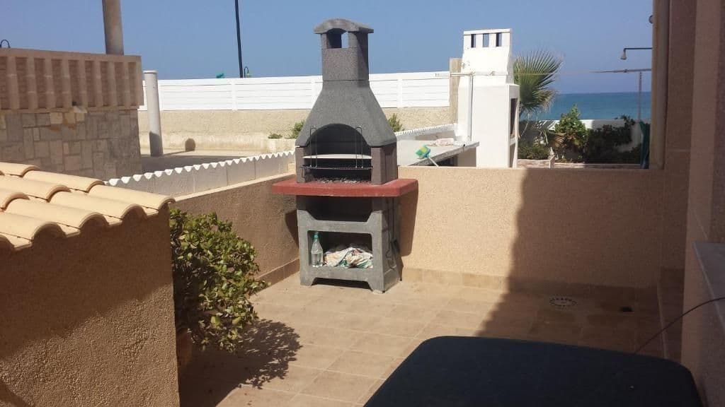 Estamos realmente felices de presentarles esta fantástica propiedad en primera línea de la Vorschau 5