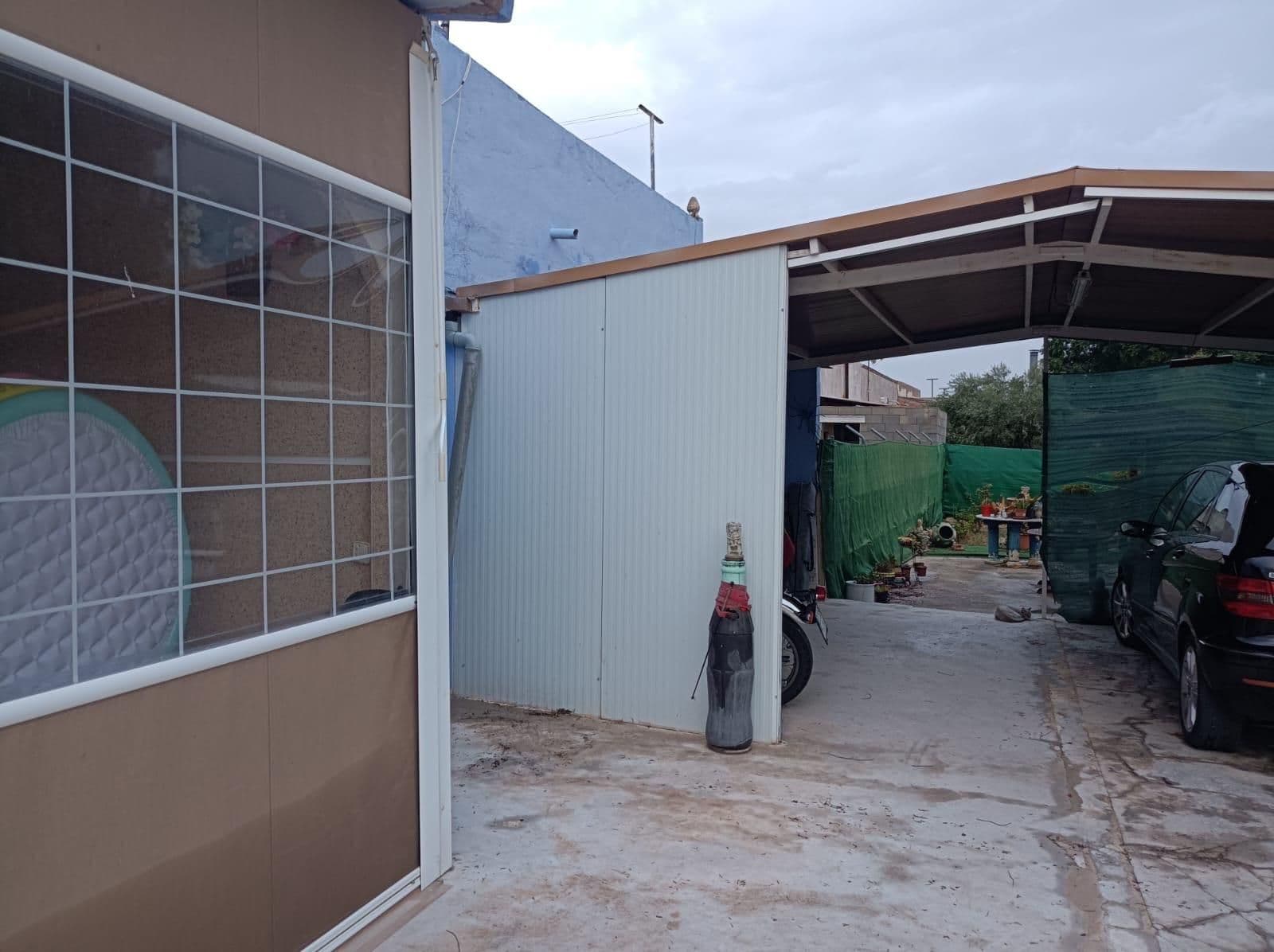 Os presentamos esta bonita y amplia casa de campo ubicada en el tradicional municipio de G Vorschau 3