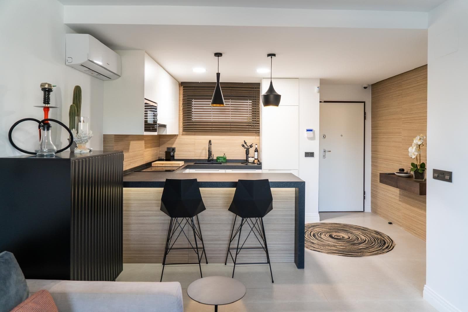 Descubre este espectacular apartamento de dos dormitorios completamente reformado en la co Vorschau 4