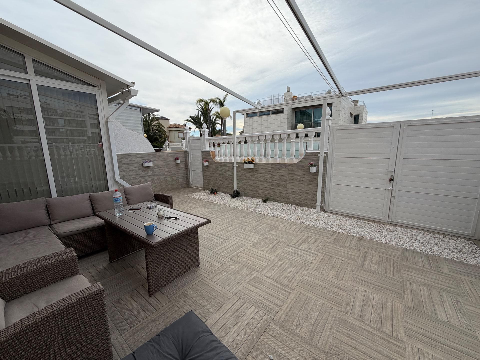 Descubre este espectacular tríplex adosado en la codiciada zona de La Zenia, Orihuela Cost Vorschau 3