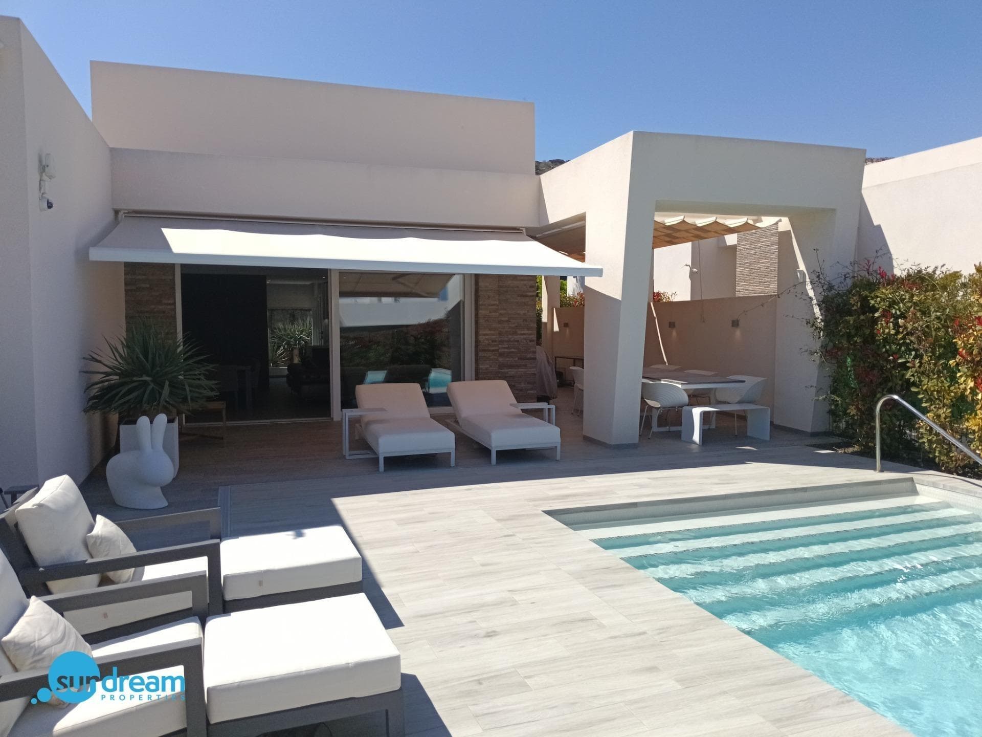 Einzigartige freistehende Villa im La Finca Golf Resort zu verkaufen Sofort verfügbar