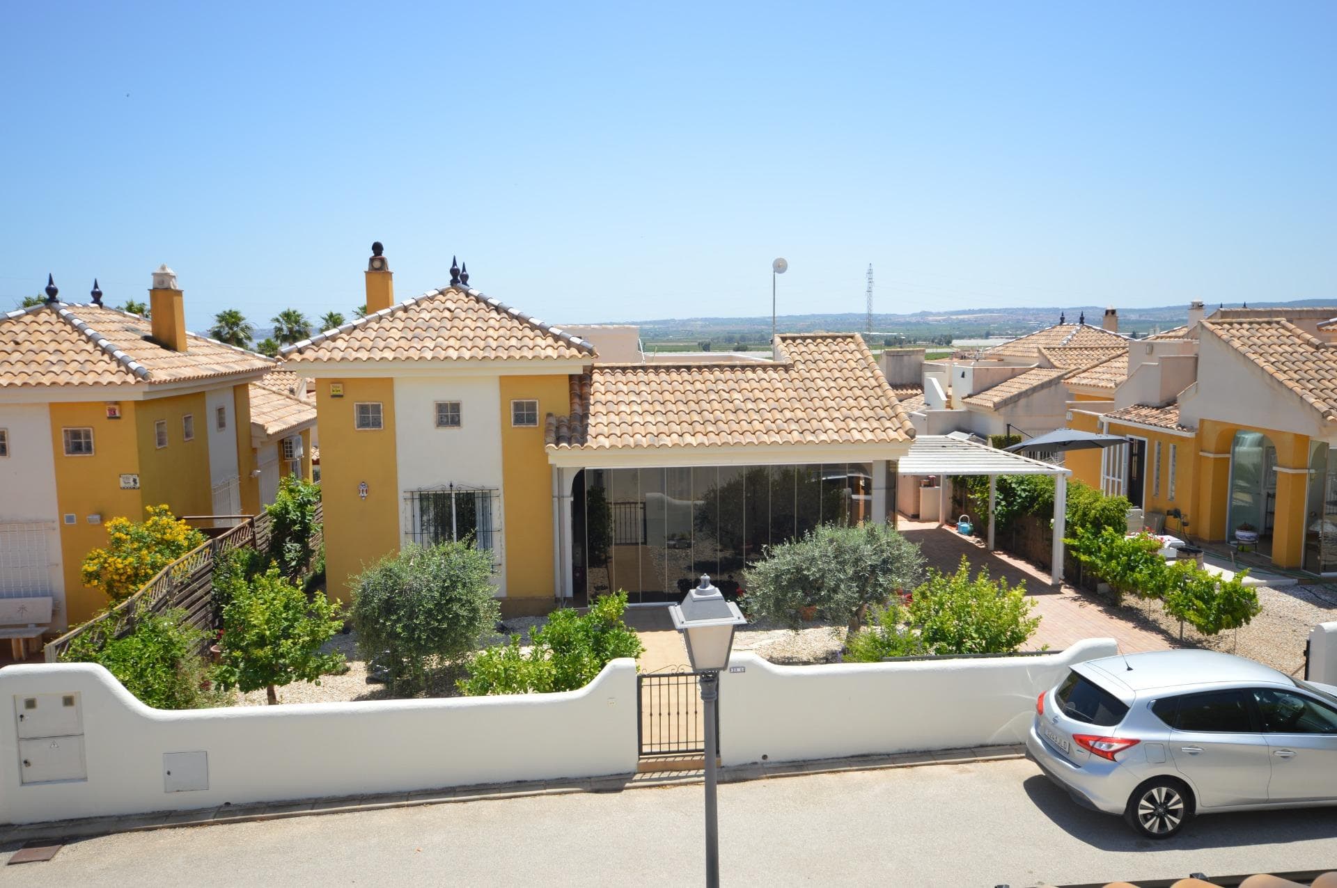 Villa Los Montesinos