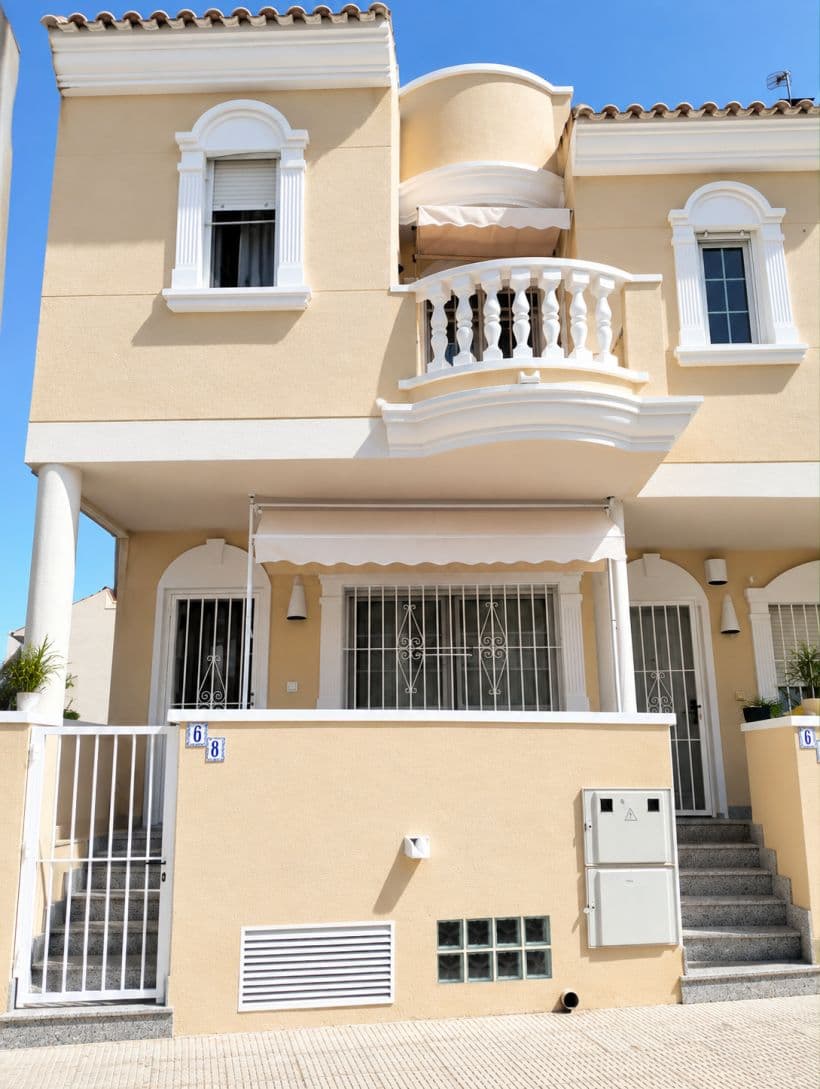 Villa Almoradi